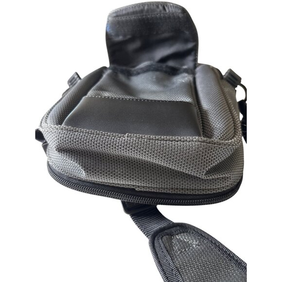 TUMI T2 Bag Crossbody Steel Green Charlton Organizer Tote 580G Functional Travel - Picture 11 of 11